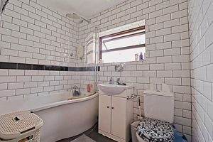 Downstairs bathroom - click for photo gallery